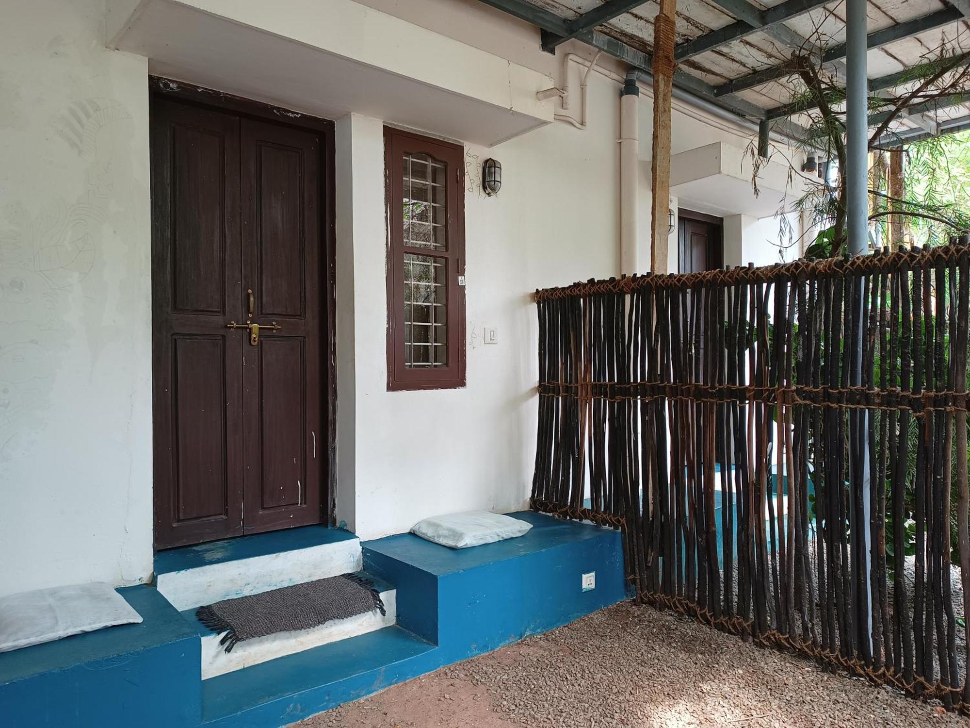 Hostel Calaila Varkala Exterior foto