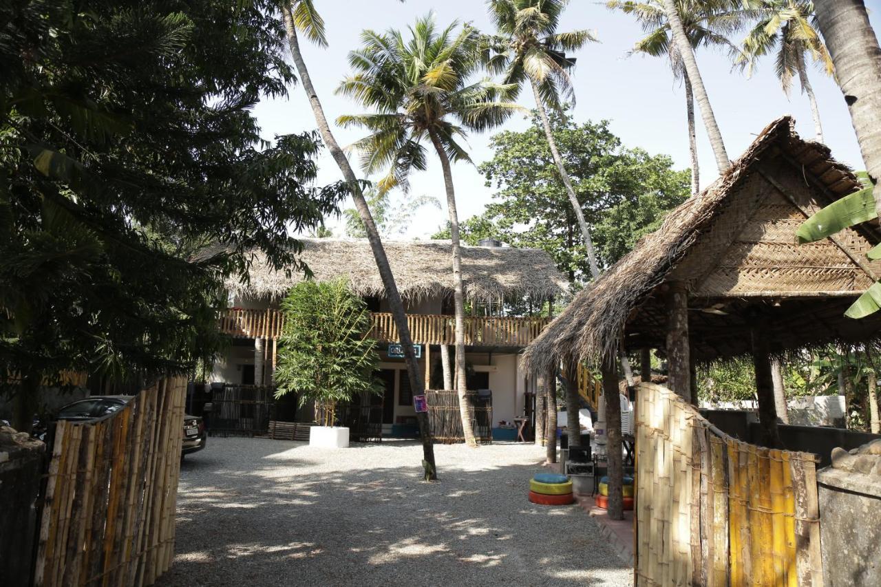 Hostel Calaila Varkala Exterior foto
